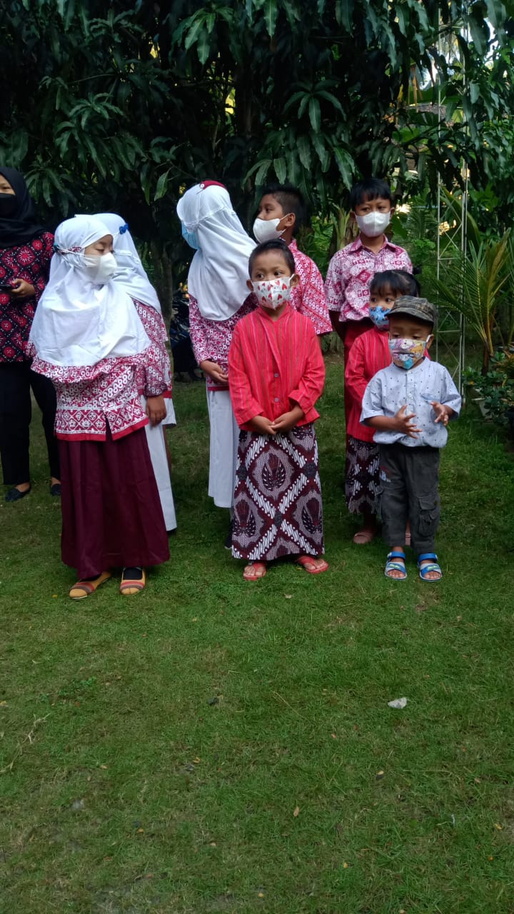 Sungguh-sungguh Terjadi : Mengharukan dan Mengharumkan